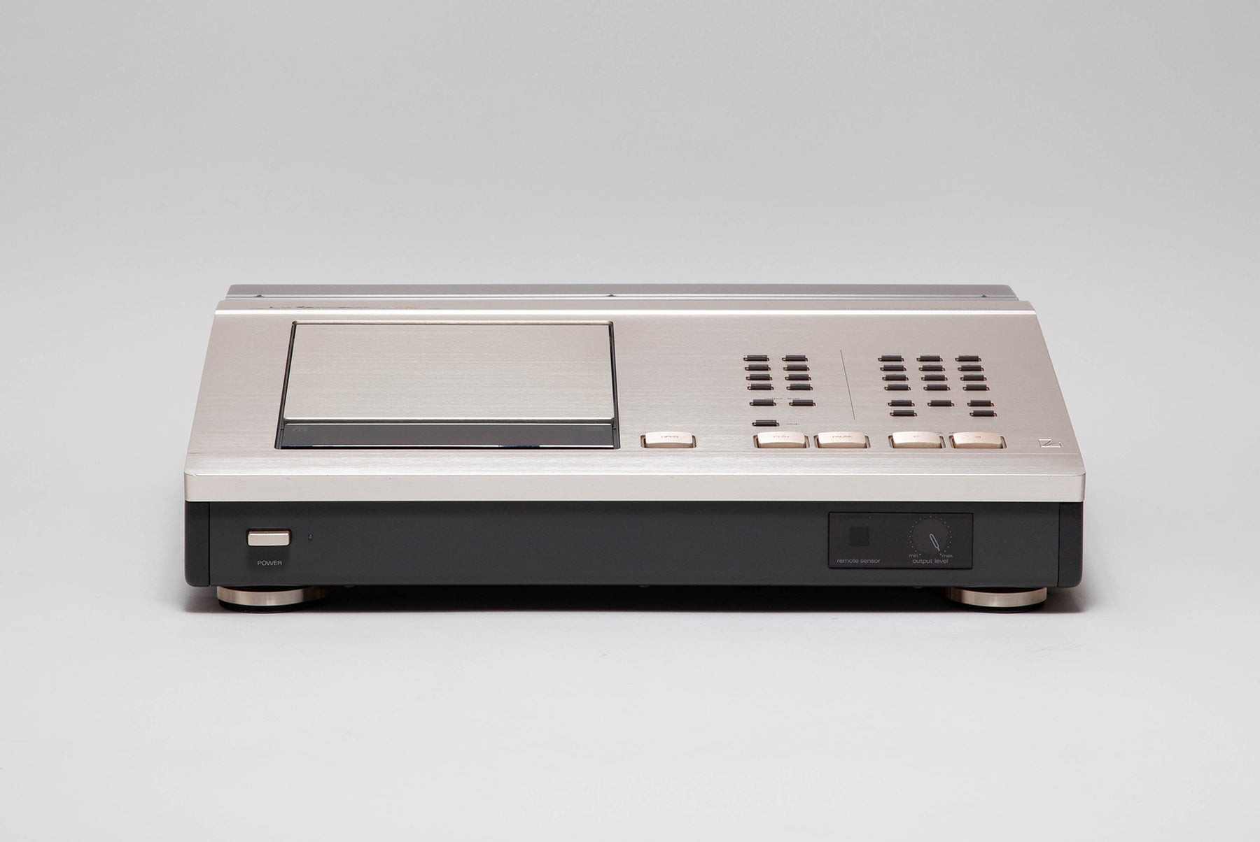 Lecteur CD LUXMAN D500 X's - Vue de face