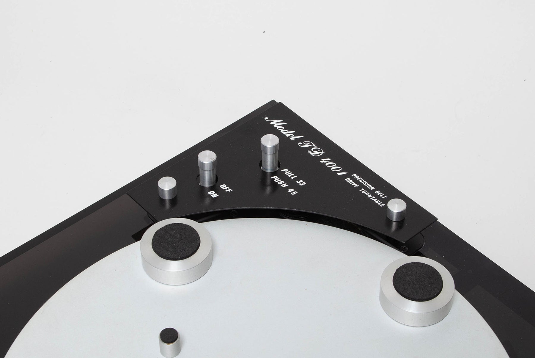 Platine vinyles Audio Linear TD 4001 - Zoom commandes