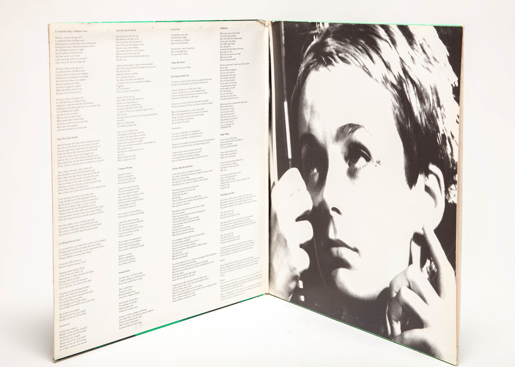 Belle & Sebastian "The Boy With The Arab Strap"