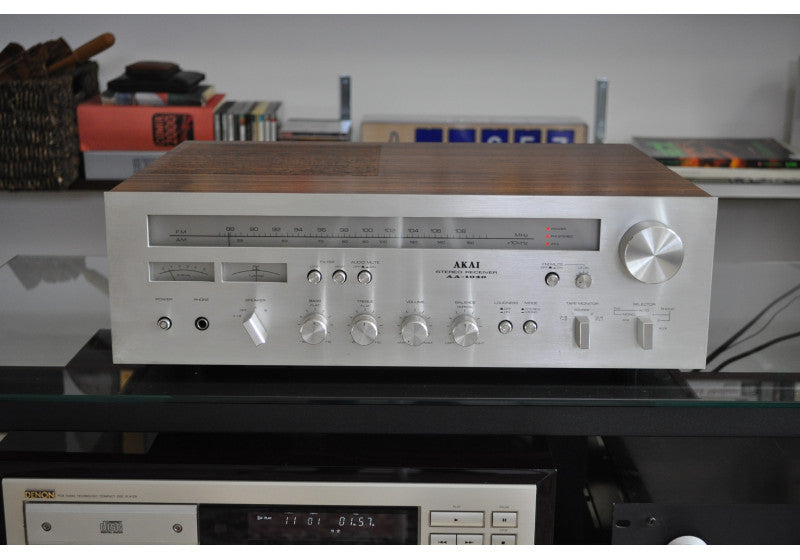 Akai AA-1040