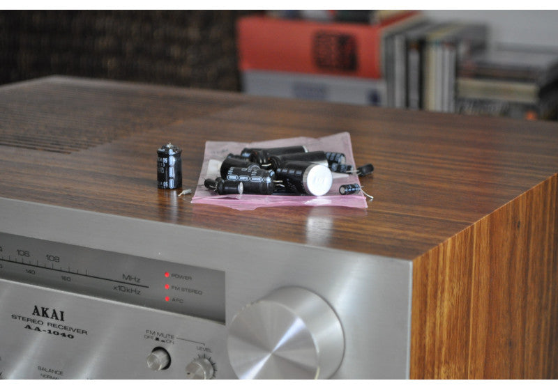 Akai AA-1040