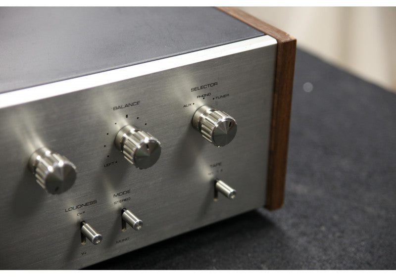 Akai AA-5200