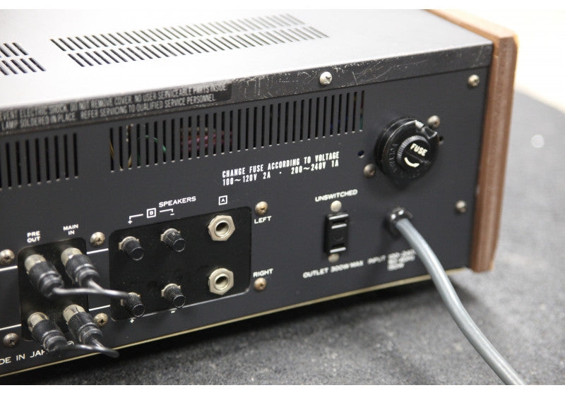 Akai AA-5200