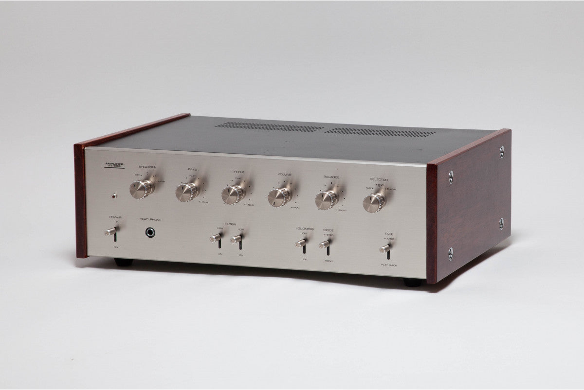 Akai AA-5200
