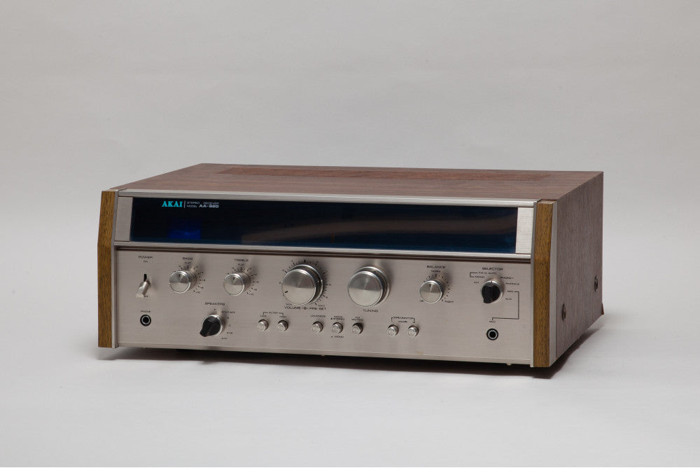 Akai AA-920