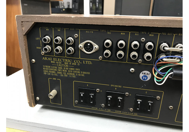 Akai AA-930
