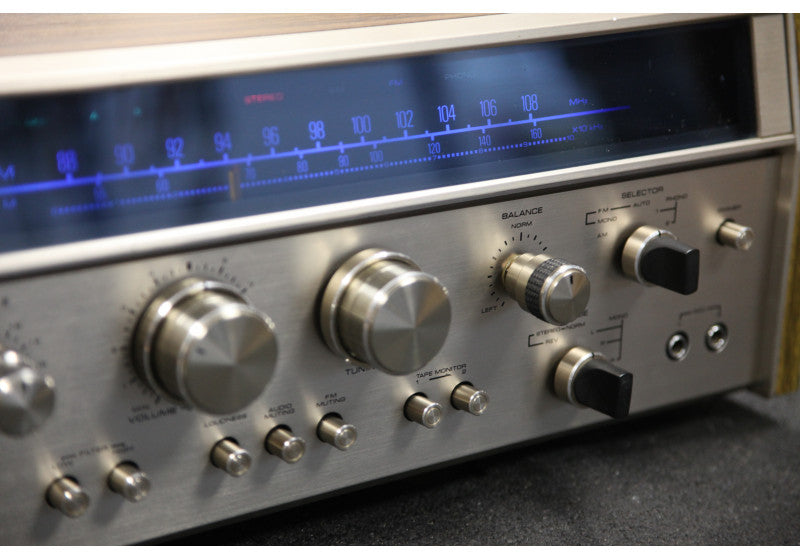 Akai AA-940