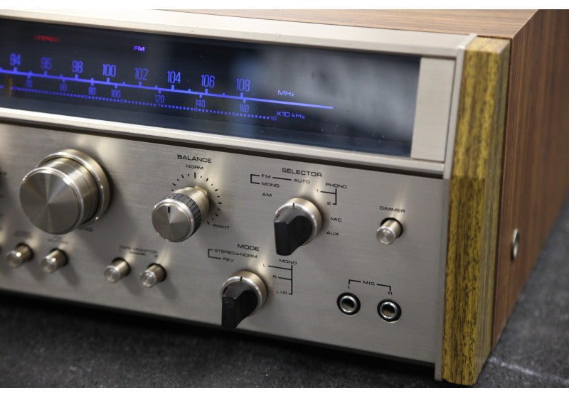 Akai AA-940