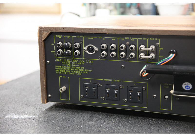 Akai AA-940
