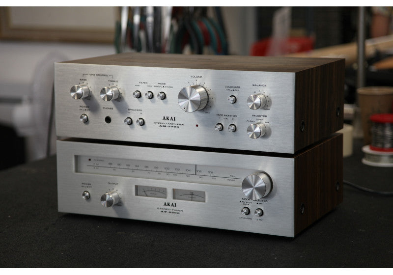 Akai AM-2200
