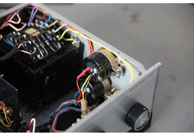Leak Stereo 70