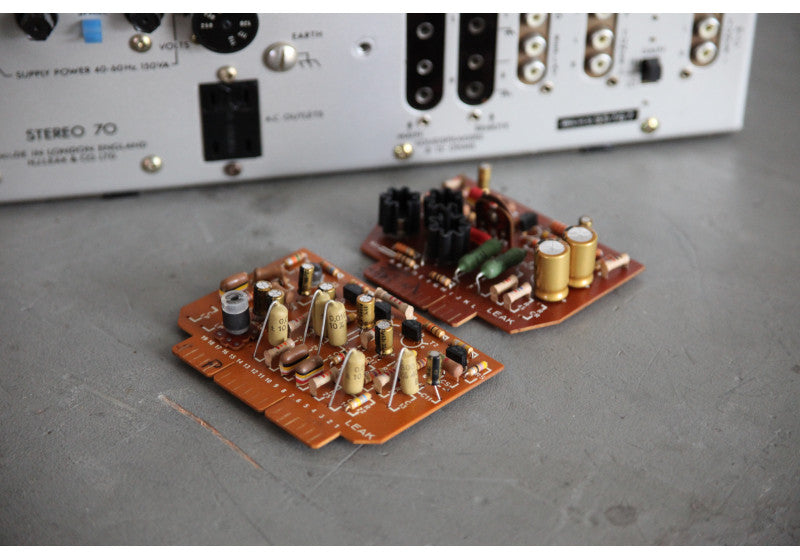 Leak Stereo 70