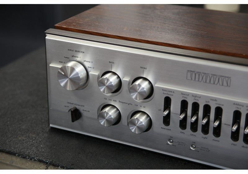 Luxman C-1000