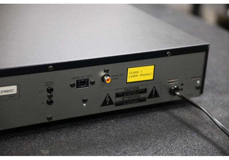 Luxman D-113D