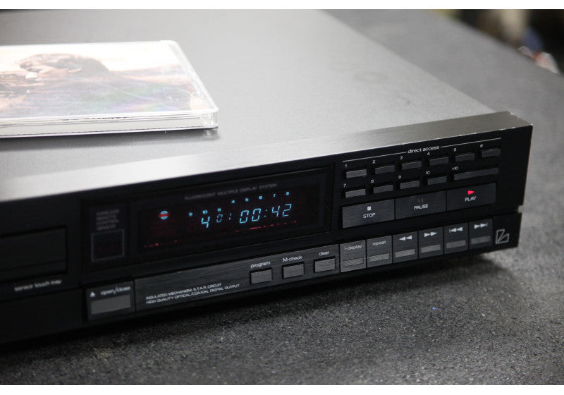 Luxman D-113D