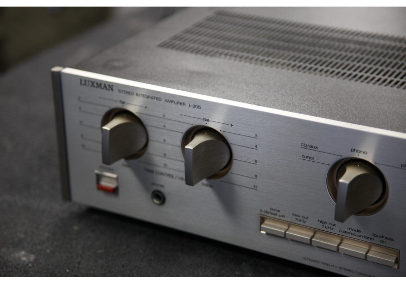 Luxman L-205
