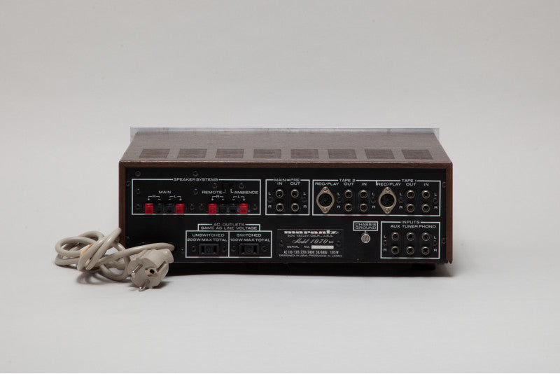 Marantz Model 1070