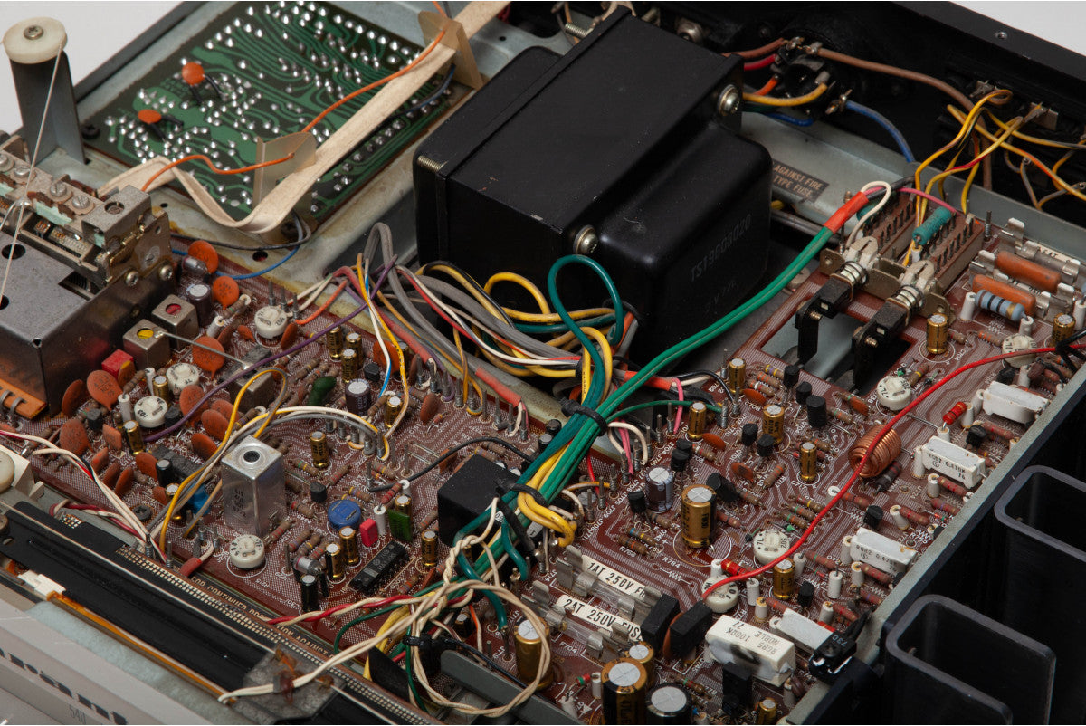 Marantz Model 2226B