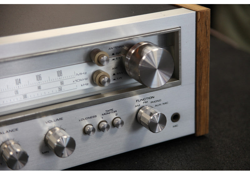 Pioneer LX-550