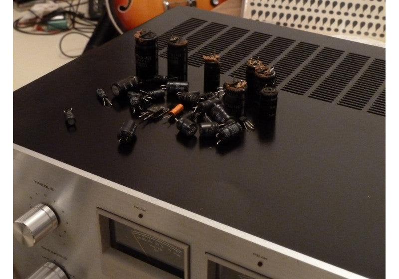 Pioneer SA-706 (Blue Led Light)