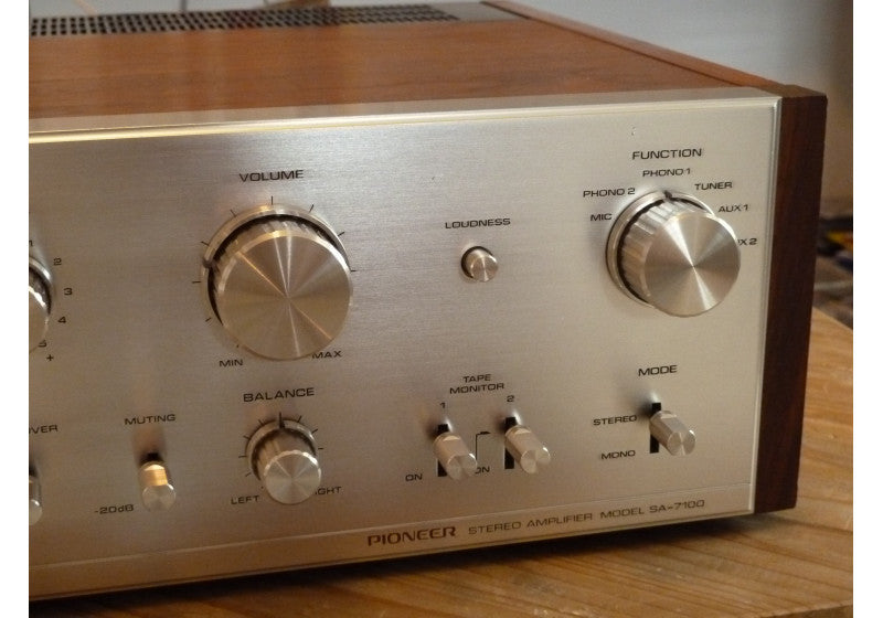Pioneer SA-7100