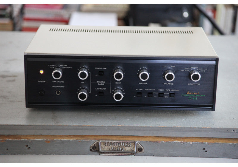 Sansui AU-555