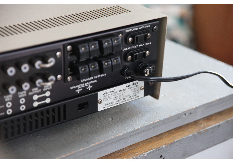Sansui AU-555