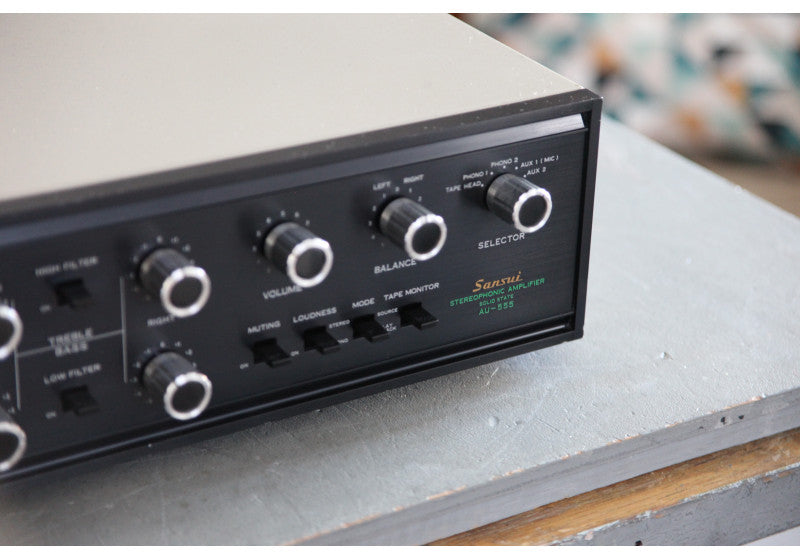 Sansui AU-555