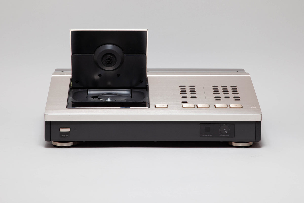 Lecteur CD LUXMAN D500 X's - Vue de face ouvert
