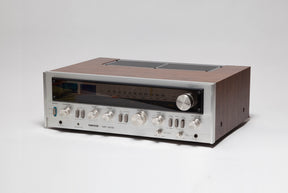 Ampli Tuner Nikko NR 1015 - vue de trois quarts