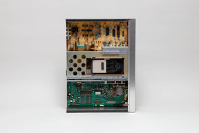 Platine CD Revox CD 226 - Vue intérieur sur la tranche