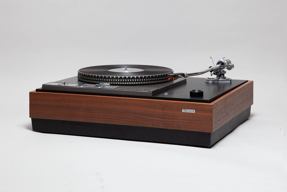 Platine vinyles Garrard 401 - Vue de trois quarts bis