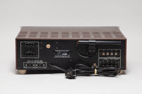 Amplificateur Tuner Marantz 2220 - Vue arrière