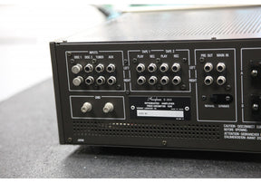 Accuphase E-303