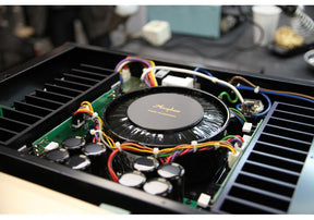 Accuphase E-550