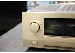 Accuphase E-550