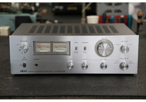 Akai AM-2450