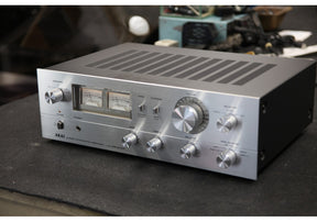 Akai AM-2450