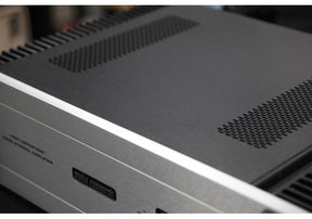 Audio Research D200