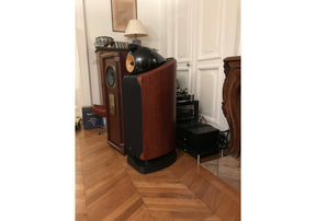 Bowers & Wilkins 802D