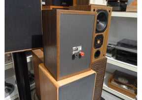 Kef C Series C10