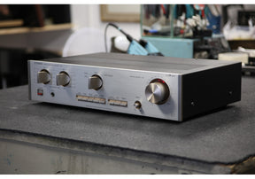 Luxman L-205