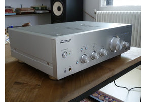 Pioneer A-70