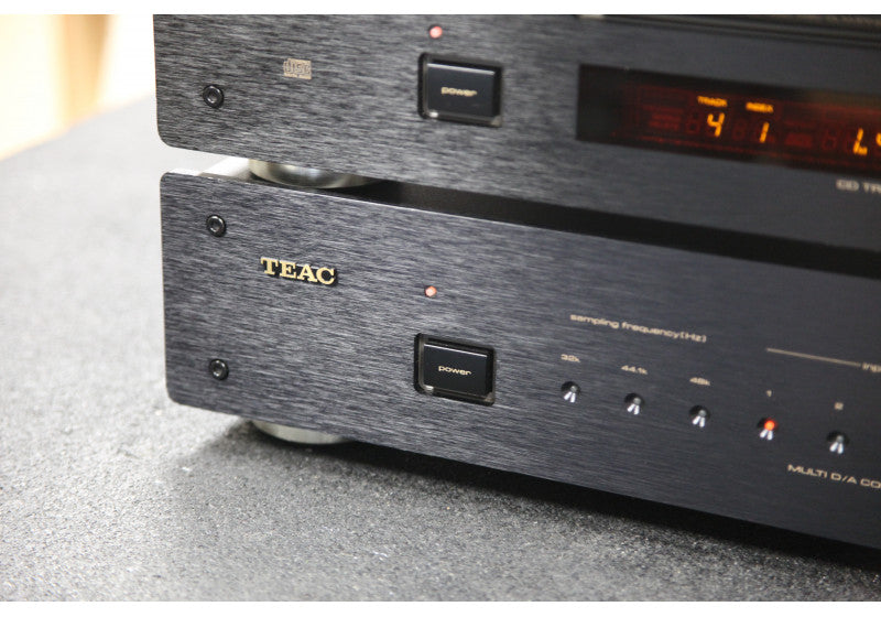 Teac Multi D/A Converter D-T1 Teac Multi D/A Converter D-T1