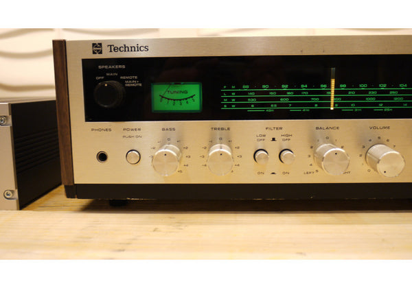 Technics SA 4400 - Ampli-Tuner - 1973 | HARK