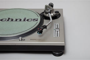 Technics SL-1200 MKII