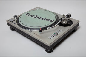 Technics SL-1200 MKII
