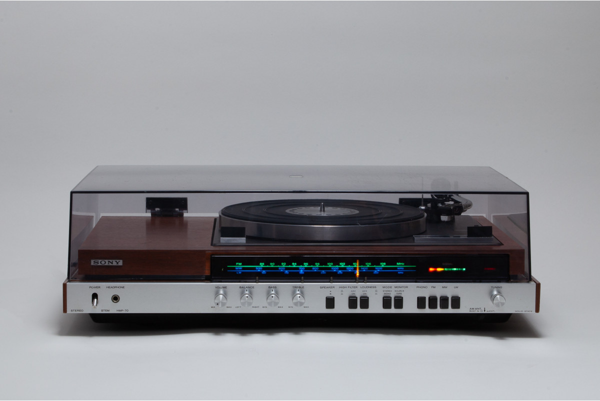 Sony HMP-70 cover