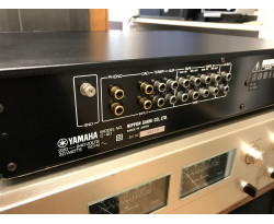 Yamaha C-40 image no6